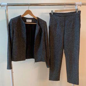 Babaton Suit, 2 pieces, made up of matching blazer and matching Conan pant